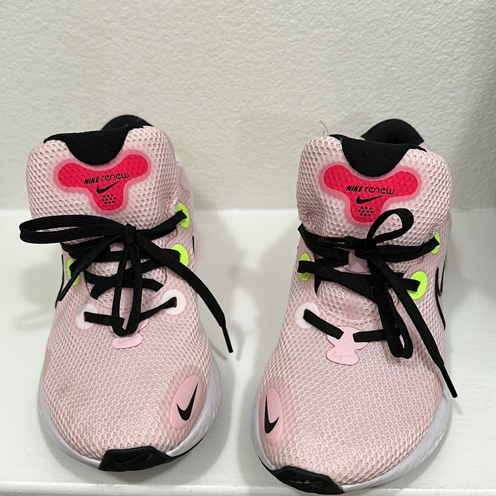 Nike Renew Run 'Pink Foam' 2021 release